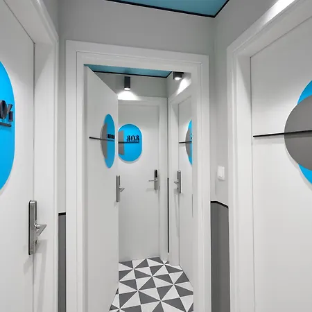 Urban Elephant Aparthotel 4*