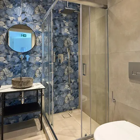 Aparthotel Urban Elephant 4*