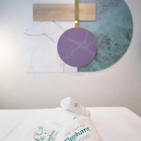 Urban Elephant Apartmanhotel 4*