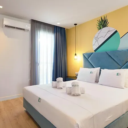 Apartahotel Urban Elephant 4*