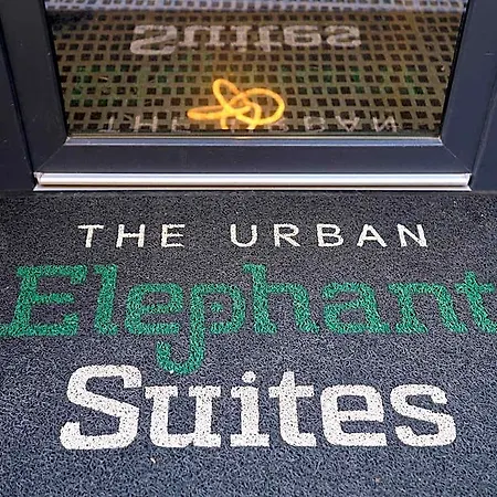 Urban Elephant Apartahotel 4*