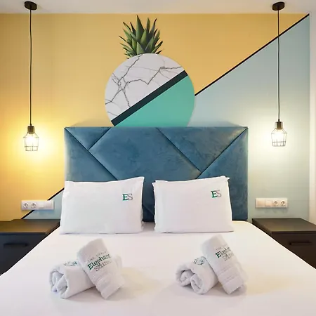 Urban Elephant Apartahotel 4*